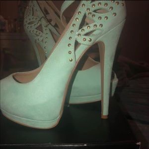 Mint Heels